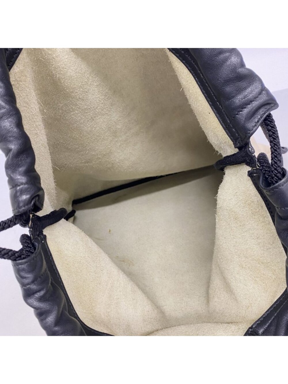Gucci Backpack Drawstring Leather Ivory - Picture 4 of 11